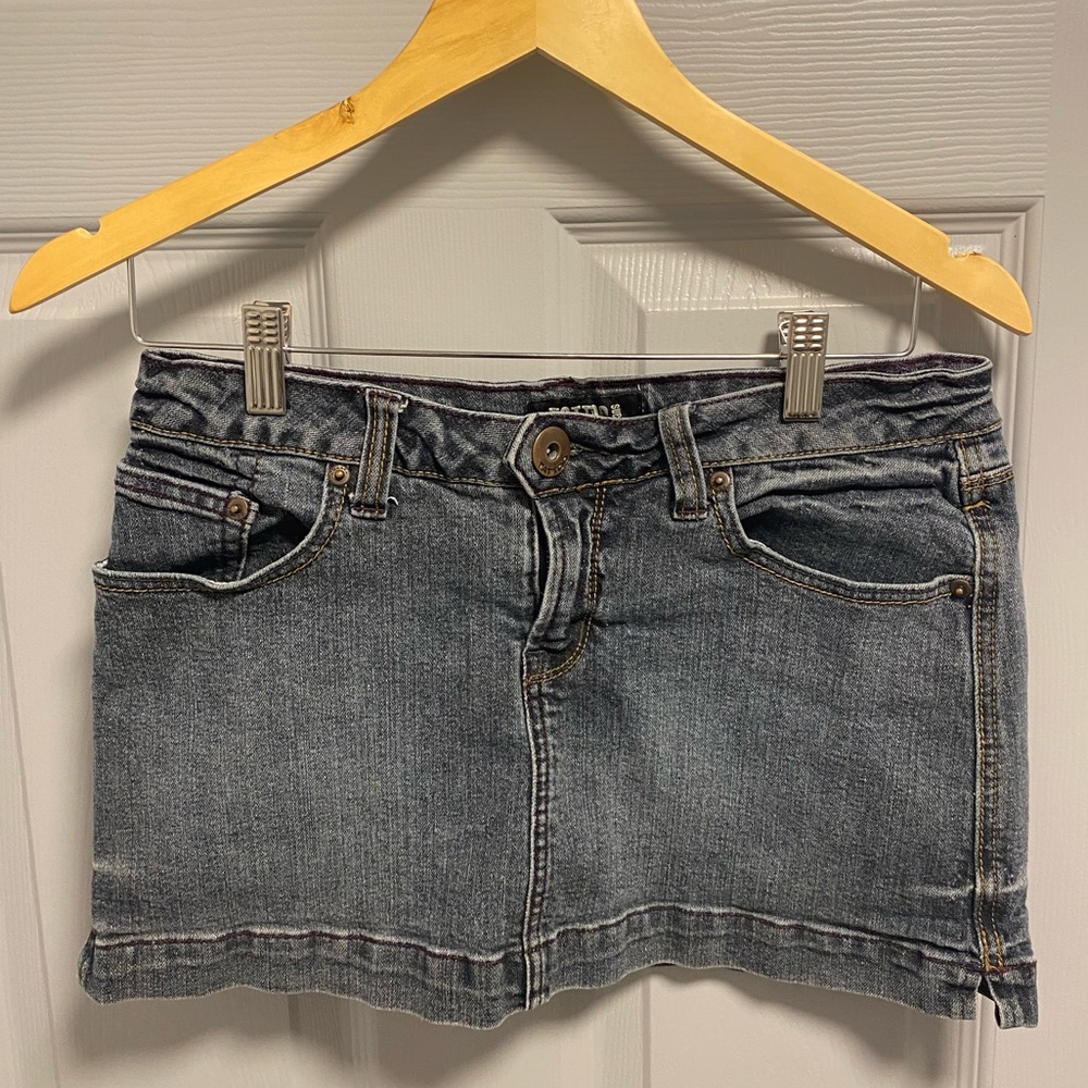 Tattoo Y2K mini jean skirt